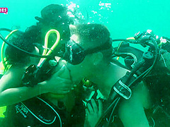 I fuck his *** Under the Water
