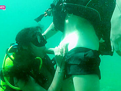 I fuck his *** Under the Water