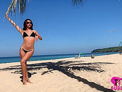 Beautiful Girl With Nice Ass Stretching - Watch4Fetish