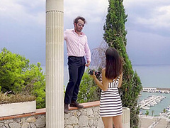 Ginebra Bellucci In Photographer Blows Model