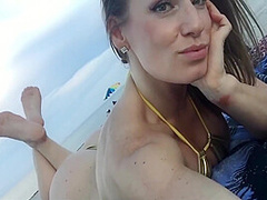 Jillian Goes To The Beach (in A Tiny Gold Bikini) 7 Min