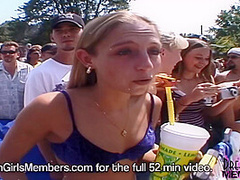 Behind The Ropes And Close Up At Nudes A Poppin