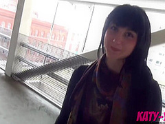 Fremder Typ Fickt Mich Beim Date Public Mitten In Berlin Durch Und Lasst Mich Sperma Schlucken