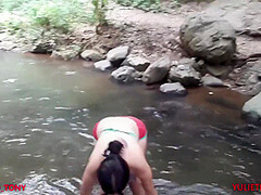 Yulieth Gomez All Horny In The River Masturbates And Sucks Me Rich Yulieth Gomez 在河里自慰和吸我的所有角质 Yuli