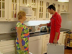 Wild Hot Unexpected Love - Episode 1