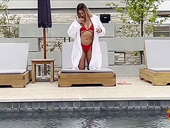 Lia-fox - Creampie In Der Hotelanlage - Teeny Urlaubssc