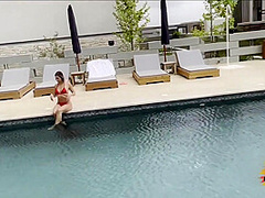 Lia-fox - Creampie In Der Hotelanlage - Teeny Urlaubssc