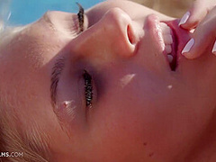 Anjelica - Sunny Skin