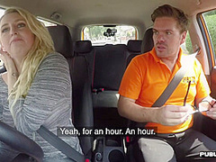 Cowgirl curvy MILF public pussyfucked in car outdoor