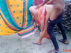 Indian Village Bhabhi Xxx Videos With Farmer In Village House