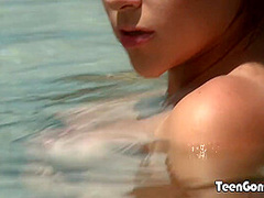Gets Wet And Wild With Zoey Foxx
