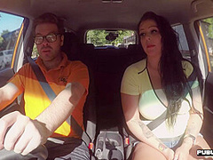 Bigass and bigtits curvy MILF public outdoor fucked in car