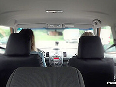 Lez busty babe enjoys dildo car sex with driving tutor
