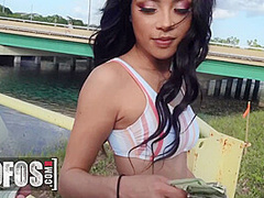 Likes To Go Fishing But This Time She Caught A Big Fish Inside Tony Rubinos Pant - Maya Bijou