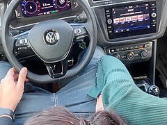 Risky Blowjob And Sex In The Car