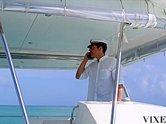 Gianna Dior - Stunning Has Intense Sex On Desert Island Non Pornhd