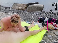 Egolove-official Dot Com / Online Blowjob Broadcast On The Seashore