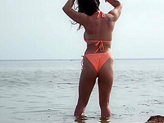 Busty Bitch Violently Cums On A Public Beach