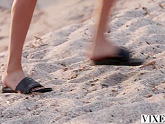 Stunning Sia Has Lustful Encounter While Stranded 12 Min