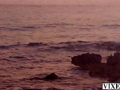 Stunning Sia Has Lustful Encounter While Stranded 12 Min