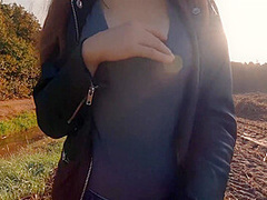 Boobwalk: Wiggly Overboob #2