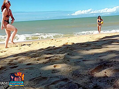 Perdemos A Buceta E Boquete No Futebol Para Um Homen Que Apareceu Do Nada Na Praia - Trisal - Threesome - Fudedordebuceta2017 E Lorrany Exotica 11 Min