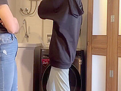 Mi Hermanastro No Esta En Casa Y Yo Termino Jugando Con Su Esposa A Medico Y A La Paciente Para Curar Todos Sus Males Haciendo El Amor Sobre La Lavadora 7 Min