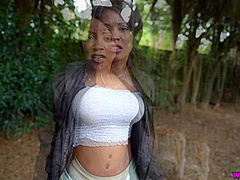 Kiki Minaj - Garden Spy - Sexy Videos - WankitNow