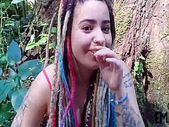 Ninfeta E Flagrada Fazendo Boquete Em Praca Da Cidade No Rj E Kika Em Negao Dotado 8 Min