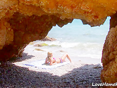 Fucking A Teen In A Tropical Paradise