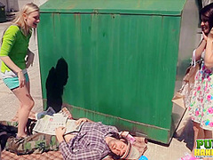 Raquel Roper Jessie Young- Hands-On Help for Homeless Man - Public Handjobs