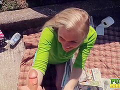 Raquel Roper Jessie Young- Hands-On Help for Homeless Man - Public Handjobs