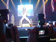 Public Mastrubation on Sexshow