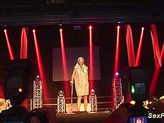 Public Mastrubation on Sexshow