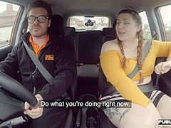 BBW amateur slut fucked outdoor in car by driving instructor