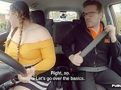 BBW amateur slut fucked outdoor in car by driving instructor