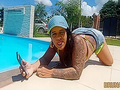 Bruna Lopes - Sexo,sol E Piscina Muita Sacanagem E Putaria Com A Na Piscina...... Vagninho 8 Min