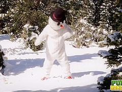 Helpless Brandi de Lafey Strokes A Lonely Snowman - Public Handjobs