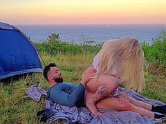 Sexo Arriscado Casal Amador Real Fodendo Em Acampamento 520 9 Min With Lina Paige