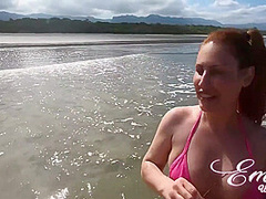 Emme White And Poca Hontas In Elas Adoram Uma Putaria! Amigas Safadas Nao Aguentam O Tesao Se Chupam Em Praia Publica Oficial E 8 Min