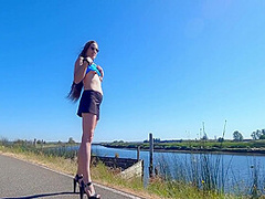 Longpussy, A Stroll On The River