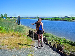 Longpussy, A Stroll On The River