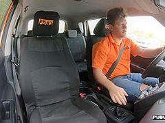 Deepthroating babe fucked outdoor in car by driving tutor