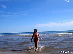 Chrochless bikini modelled in public