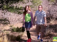 Kierra Wildes Outdoor Hike Turns Into a Handjob - Public Handjobs