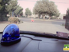Jessa Rhodes gets pulled over and jerks off a cop - Public Handjobs