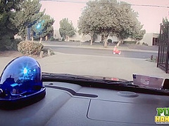 Jessa Rhodes gets pulled over and jerks off a cop - Public Handjobs
