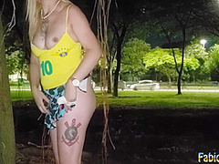 Aprontando No Parque Ibirapuera Com A Safada Que Adora Chupar - Soraya Paulista 9 Min