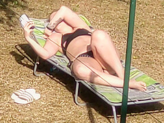 Teen Sister moving leg's