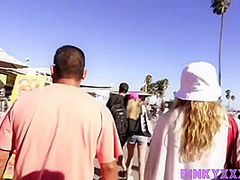 Big Ass Ebony Woman Is Always Looking For Guys Who Need A